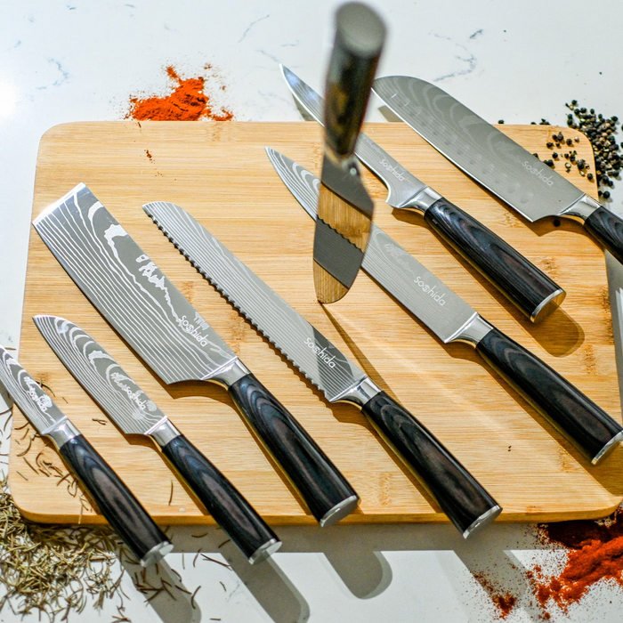 A Guide to Different Types of Kitchen Knives and What to Use Them For